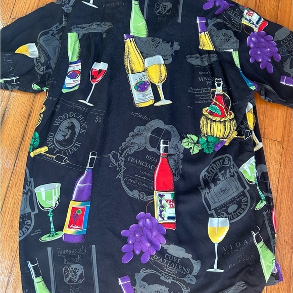 Mens Cherokee Waikiki Wear Wine Print Hawaiian Shirt Size Large - Picture 7 of 8